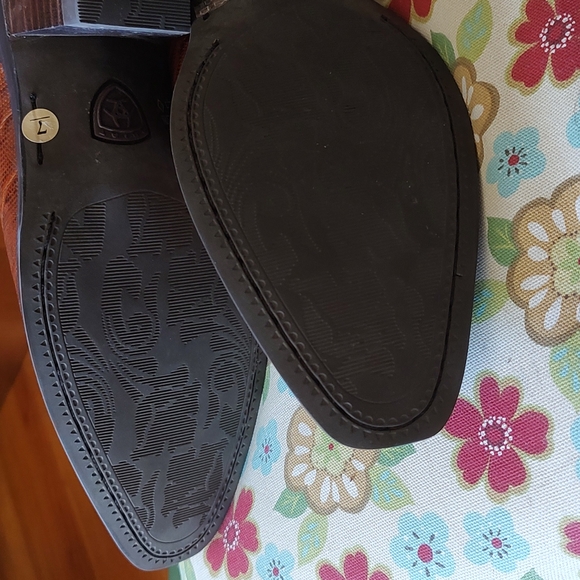 Ariat vintage leather mules size 7 unworn condition - Picture 7 of 10
